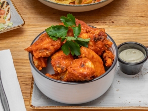 SeaforthEatery_BuffaloWings