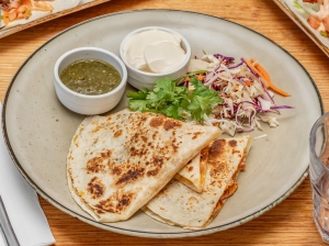 SeaforthEatery_QuesadillaChicken